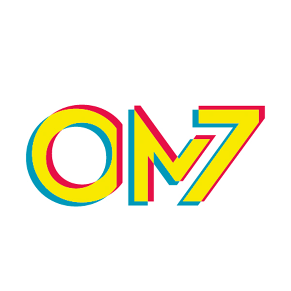 Das dreifarbige OM7 Logo.